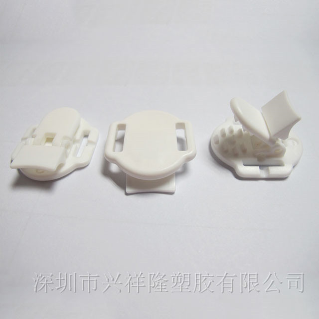 深圳市兴祥隆塑胶有限公司-B67 36×32mm 夹子