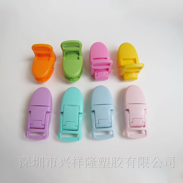 深圳市兴祥隆塑胶有限公司-B79 20×47mm 塑胶夹子